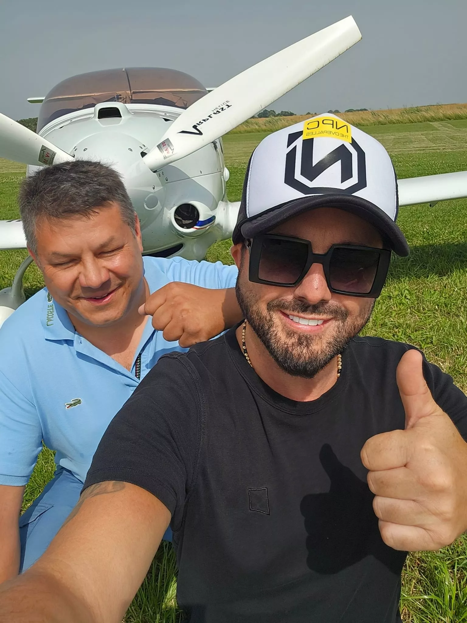 Znany gwiazdor disco polo Andre w podróży prywatnym samolotem! Co za luksus?! Zobacz ZDJĘCIA